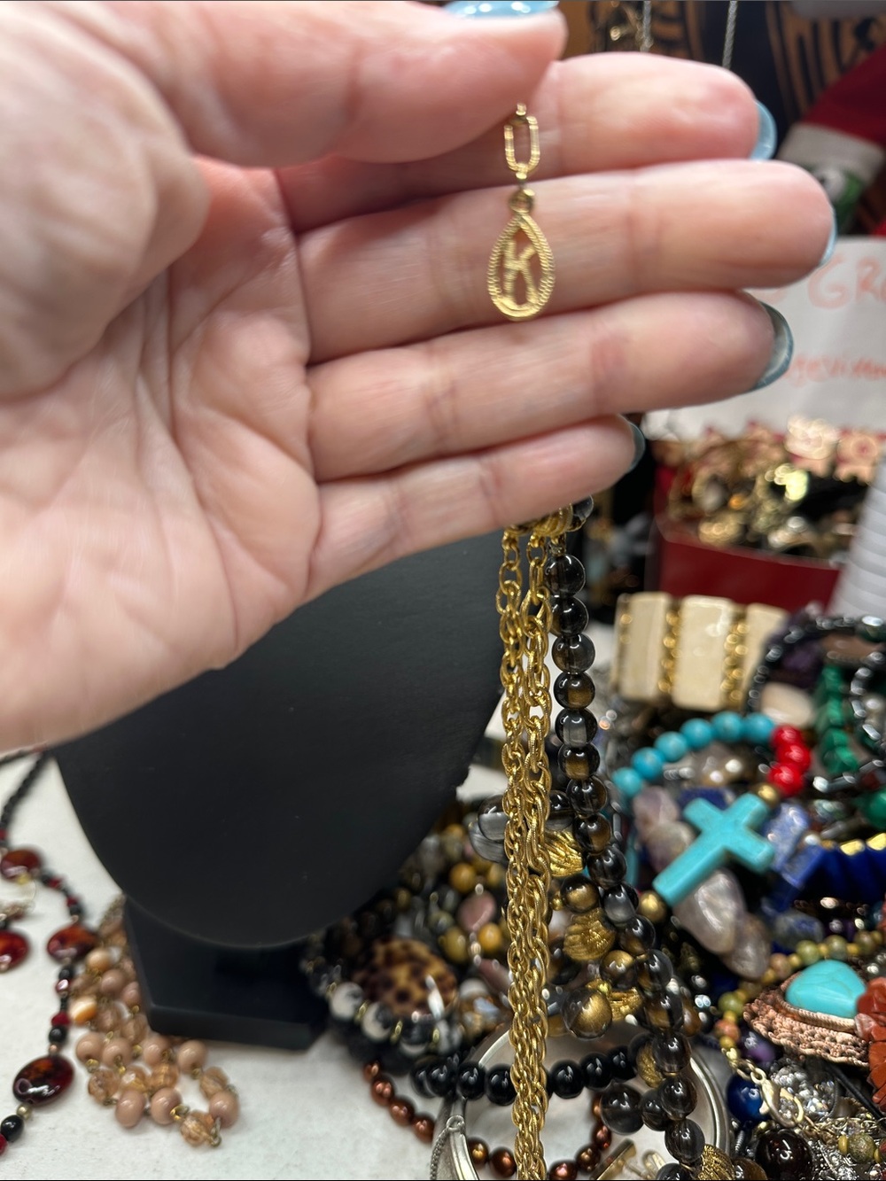 Kramer Signed Gold and Black Beaded Statement Necklace and Matching Bracelet - - Picture 6 of 7